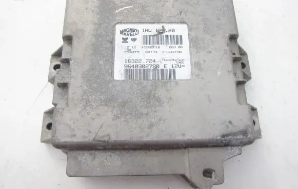 Citroen Xsara Picasso Engine control unit/module 9640302780