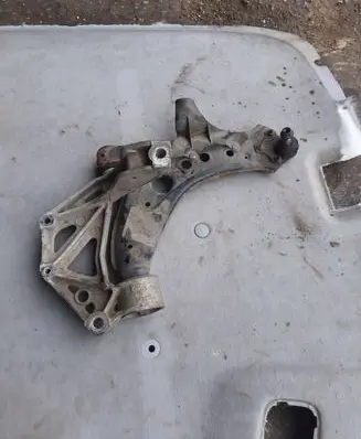 Volkswagen Fox Front lower control arm/wishbone