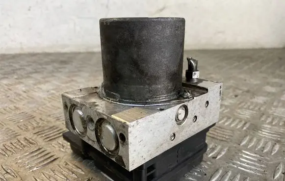 Mercedes-Benz E W212 ABS Pump A2124313512 0265236369