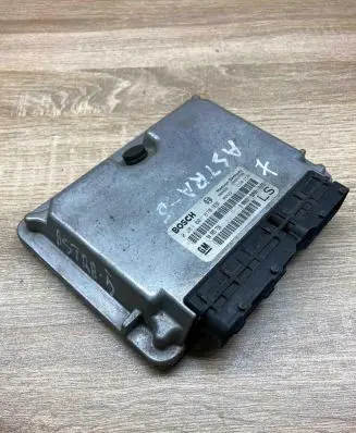 Opel Astra G Engine control unit/module ECU 0281001670 90589736 Used
