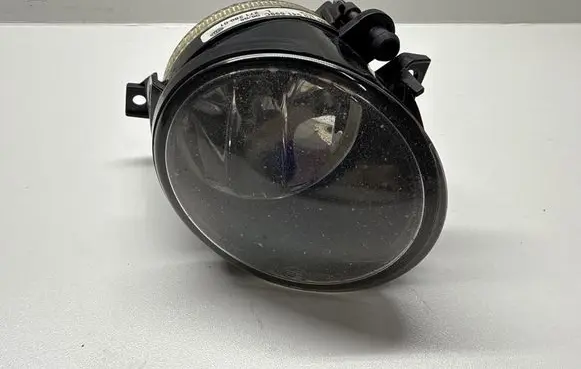 Volkswagen Golf Plus Front fog light 1T0941699C E26015SAE