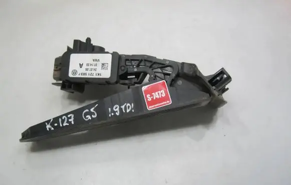 Volkswagen Golf V Accelerator throttle pedal 1K1721503P
