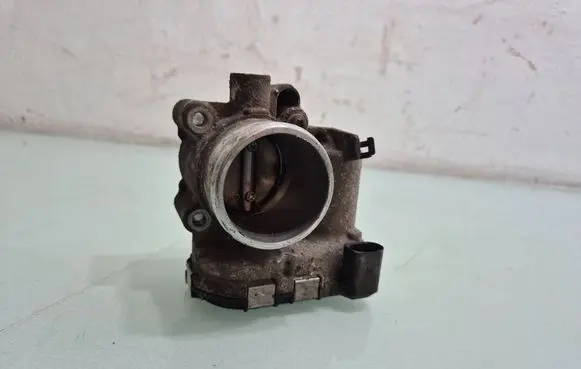 Ford Fiesta Throttle valve 8A6G9F991AB