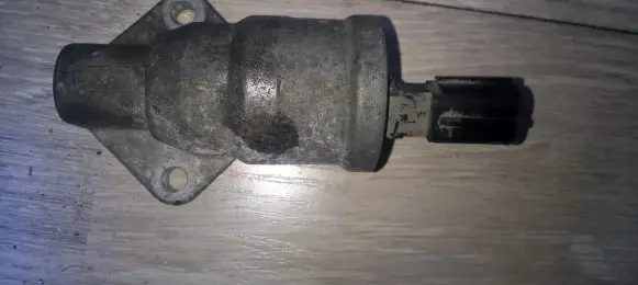 Ford Fiesta Idle control valve (regulator) xs4u9f715da xs4u-9f715-da