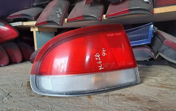 Mazda 626 Rear/tail lights 0431395