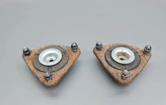 Coil spring mount