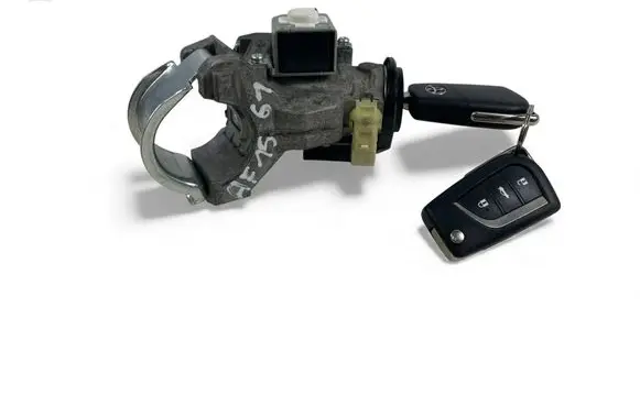 Toyota Auris E180 Ignition lock 450200206