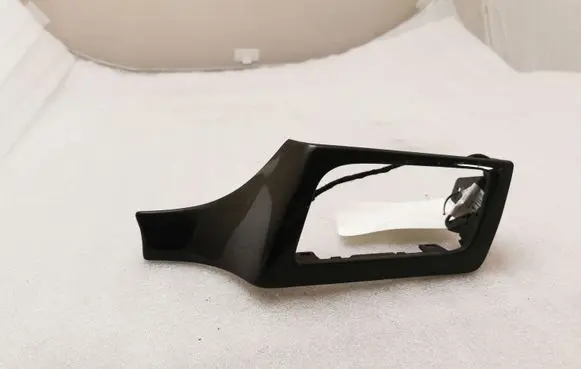 Mercedes-Benz CLS C218 AMG Dashboard glove box trim A2186806771
