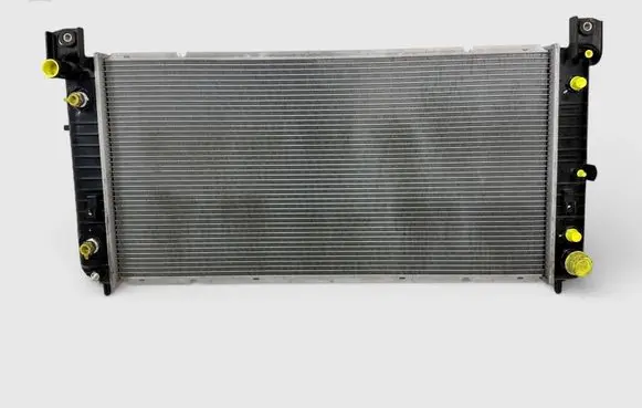Hummer H2 Coolant radiator 