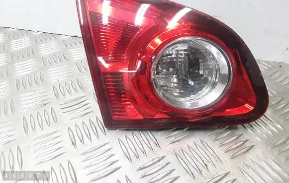 Nissan Qashqai Tailgate rear/tail lights E205091