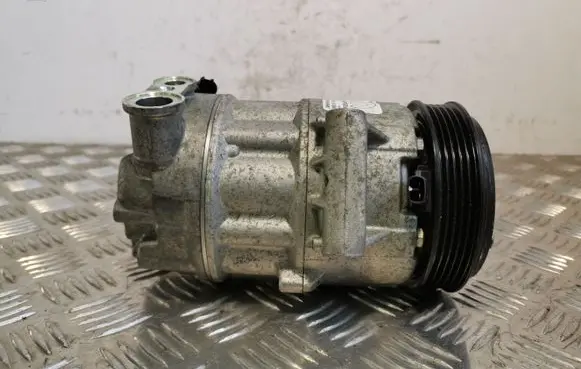 Jeep Renegade Air conditioning (A/C) compressor (pump) 52086457