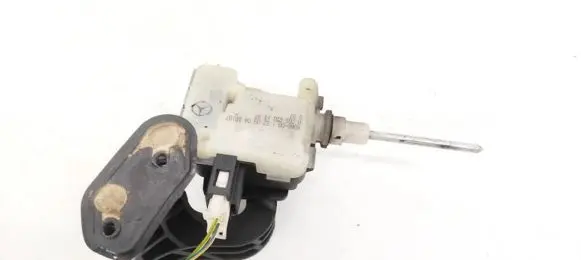Mercedes-Benz A W169 Central locking motor A2038201997
