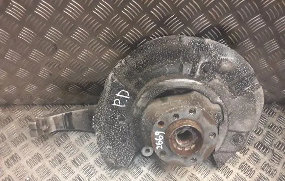 BMW 7 F01 F02 F03 F04 Front wheel hub