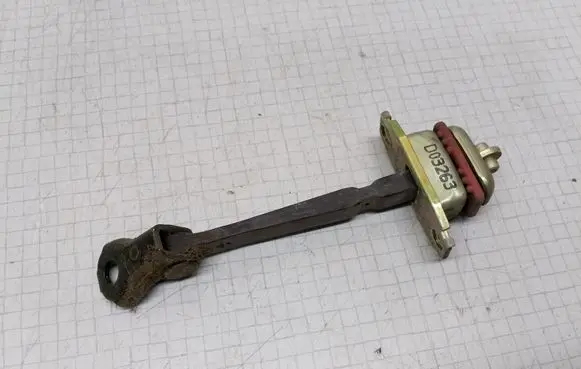 Honda Civic Rear door check strap stopper