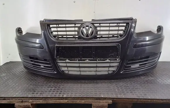 Volkswagen Polo IV 9N3 Front bumper