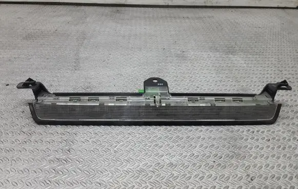 Volvo V70 Third/center stoplight 9154505