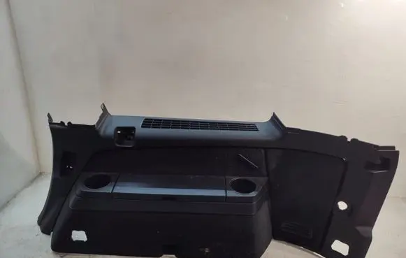 Trunk/boot lower side trim panel