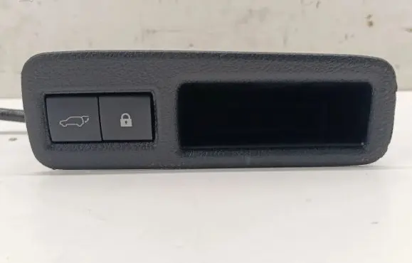 Lexus NX Tailgate opening switch 6929178040