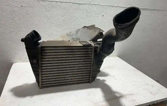 Audi A6 S6 C4 4A Intercooler radiator