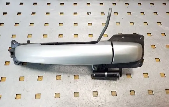 Suzuki Grand Vitara II Loading door exterior handle 
