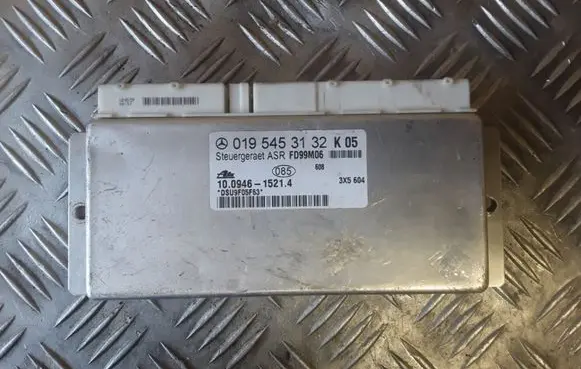Mercedes-Benz Vito Viano W638 ABS control unit/module 0195453132 10094615214 FD99M06