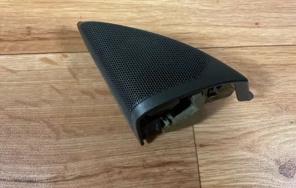 Opel Insignia A Front door high frequency speaker 13240950 434107863 10410786