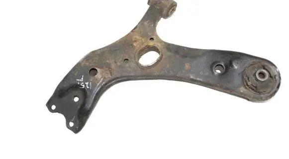Toyota Verso-S Front lower control arm/wishbone