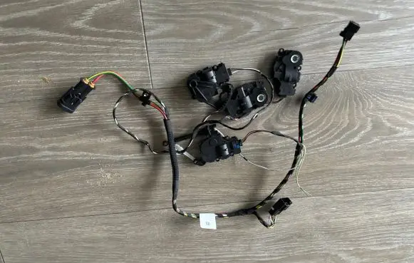 Peugeot 308 Air flap motor/actuator T660238 T72652C