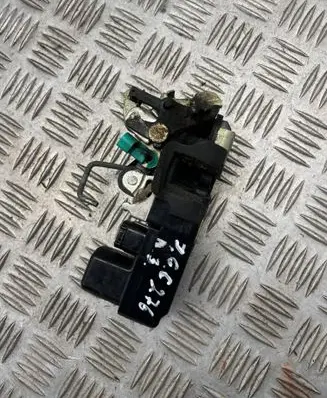 Jeep Grand Cherokee (WJ) Rear door lock