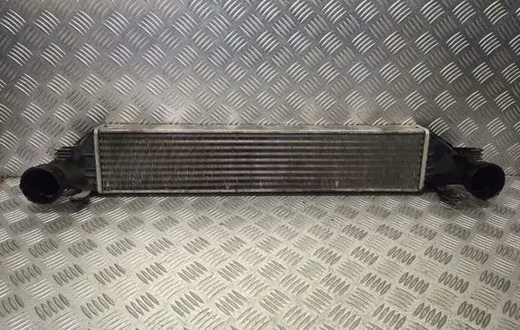 Mercedes-Benz 200 300 W123 Intercooler radiator A2035000000