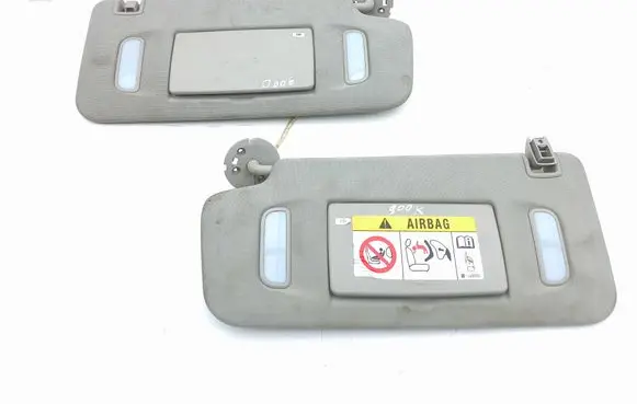 Opel Mokka X Sun visor