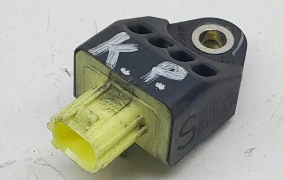 Subaru XV I Airbag deployment crash/impact sensor 98231FJ000