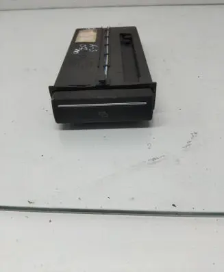 Audi A3 S3 8P Dashboard storage box/compartment 8P0941561