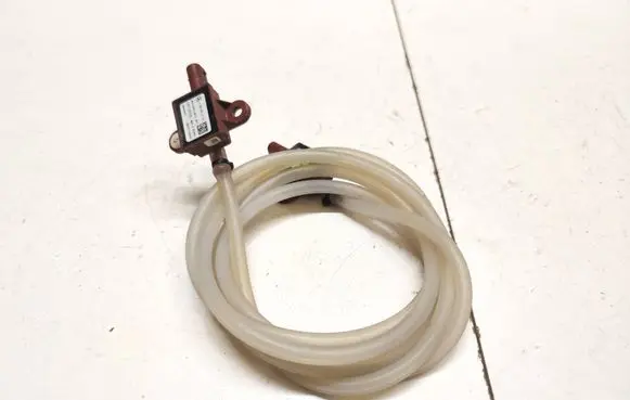 Mercedes-Benz GLC X253 C253 Airbag deployment crash/impact sensor A2539052100 18031700259 5WK44947