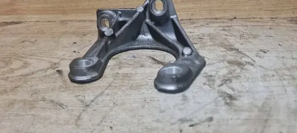 Volvo XC60 Front differential bracket 30713236