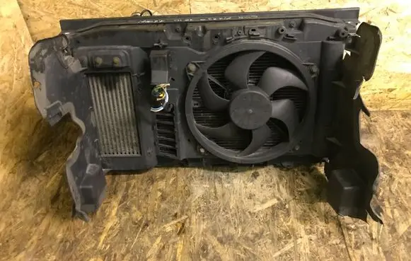 Citroen C4 I Picasso Radiator set 96585607800