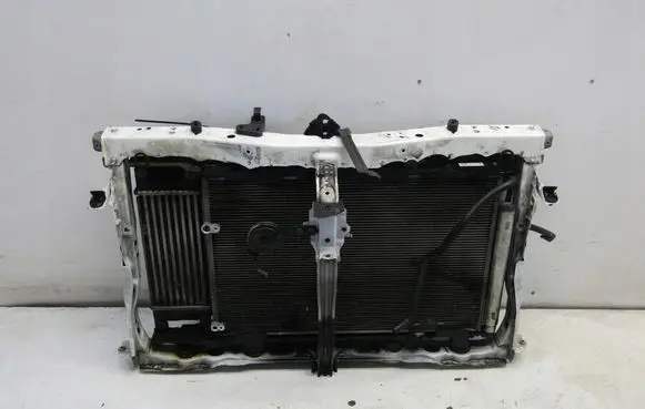 Toyota Auris E180 Radiator support slam panel 16040-0N200