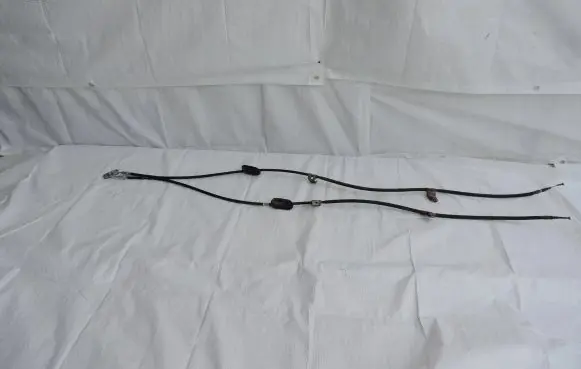 Handbrake/parking brake wiring cable