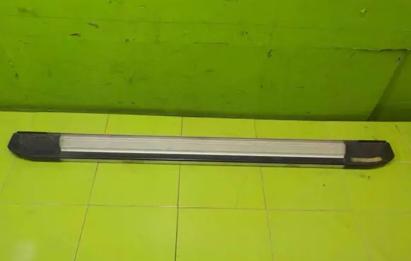 Opel Antara Front sill trim cover LEWY