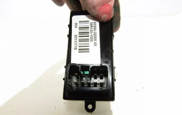 Hyundai i40 Electric window control switch 935803z0004x
