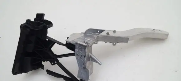Mercedes-Benz GLC X253 C253 Headlight/headlamp mounting bracket 2536210700