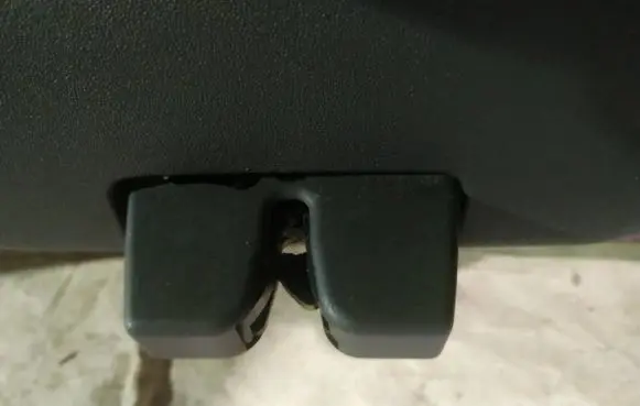 Renault Megane II Tailgate/trunk/boot lock/catch/latch