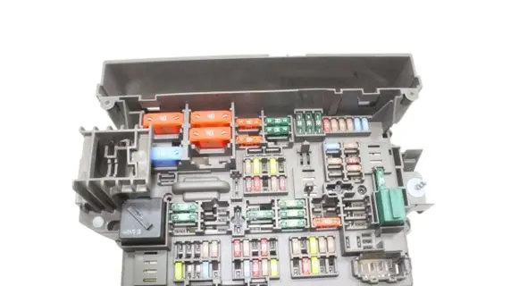 BMW Z4 E89 Fuse module 9154971