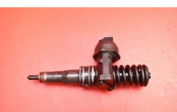 Fuel injector