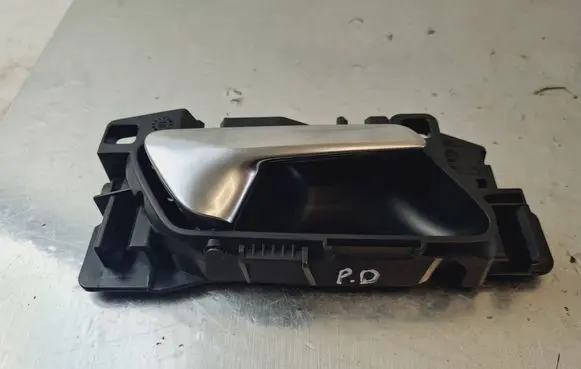 Peugeot 3008 II Front door interior handle 311337 311308 25527W01
