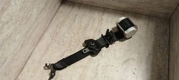 BMW 3 E90 E91 Front seatbelt 33059849
