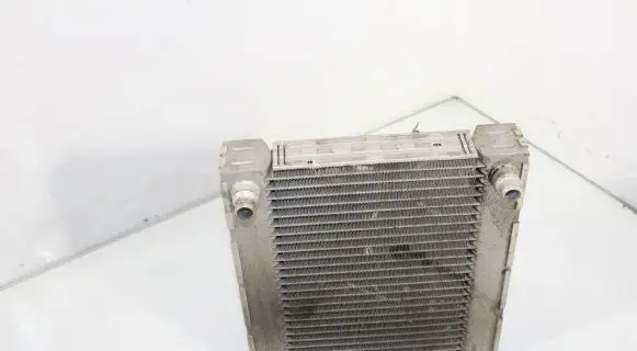 BMW 7 F01 F02 F03 F04 Optional radiator 7805630 17117805630