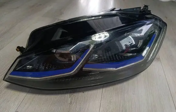 Volkswagen Golf VII Headlight/headlamp 5G1941035B 1EX01306669 8991UM70000GW