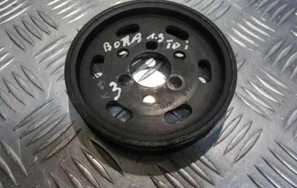 Volkswagen Bora Water pump pulley 