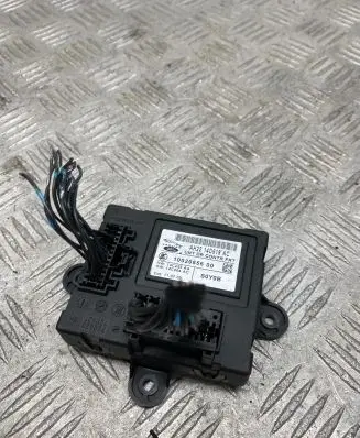 Jaguar XF X250 Door control unit/module AH2214D618AC 14C235AA 1002085600